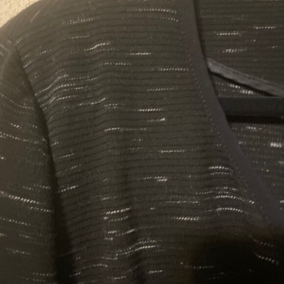 Black Ribbed Pattern Cardigan - Picture 2 of 6